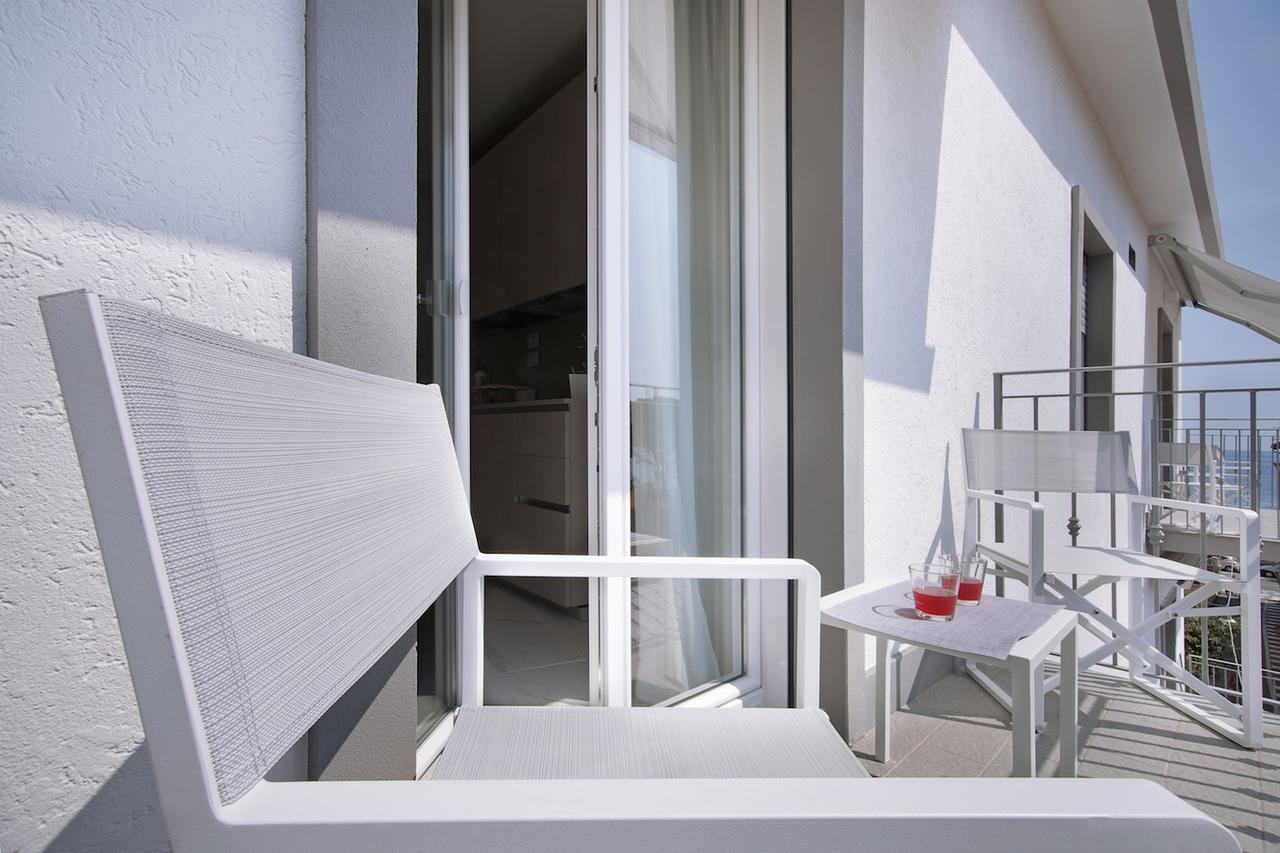 לאיגואליה Residence Dolcemare מראה חיצוני תמונה